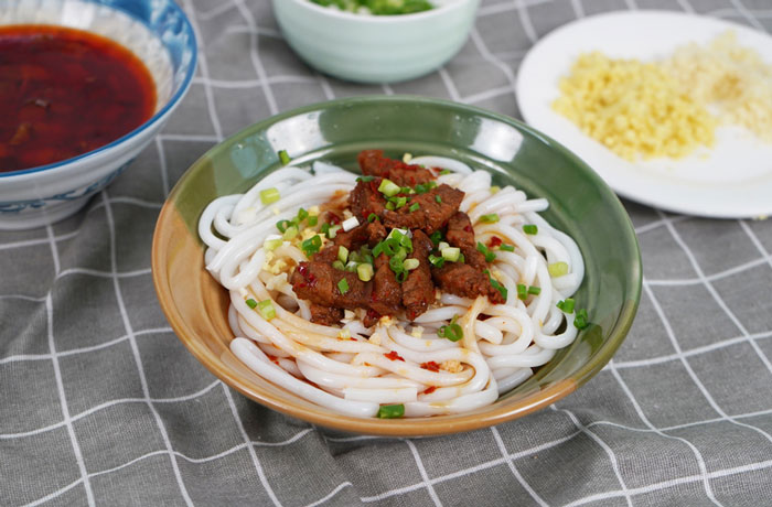 感城镇肉臊子粉培训
